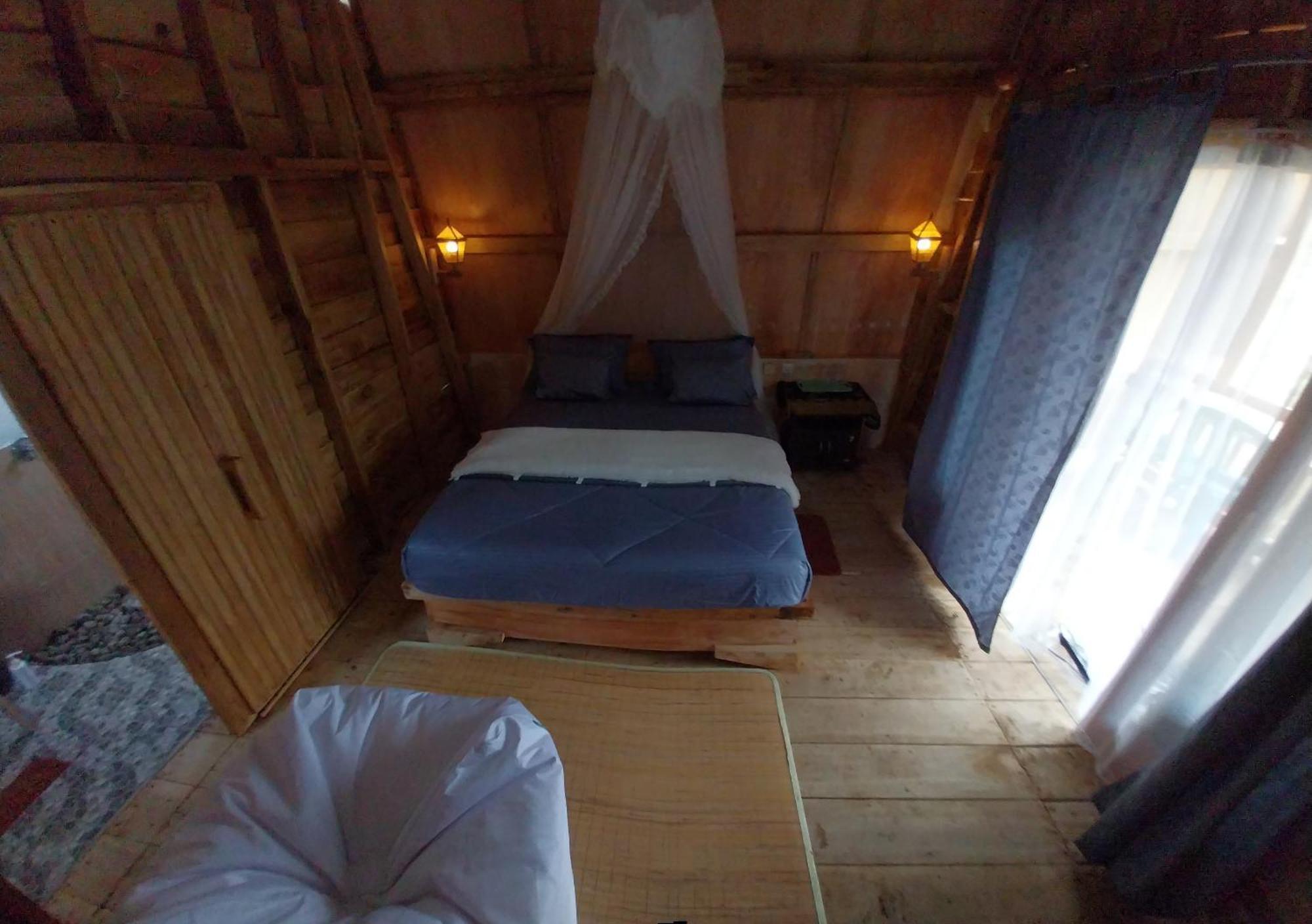 Raturinjani Homestay Selong Exterior foto