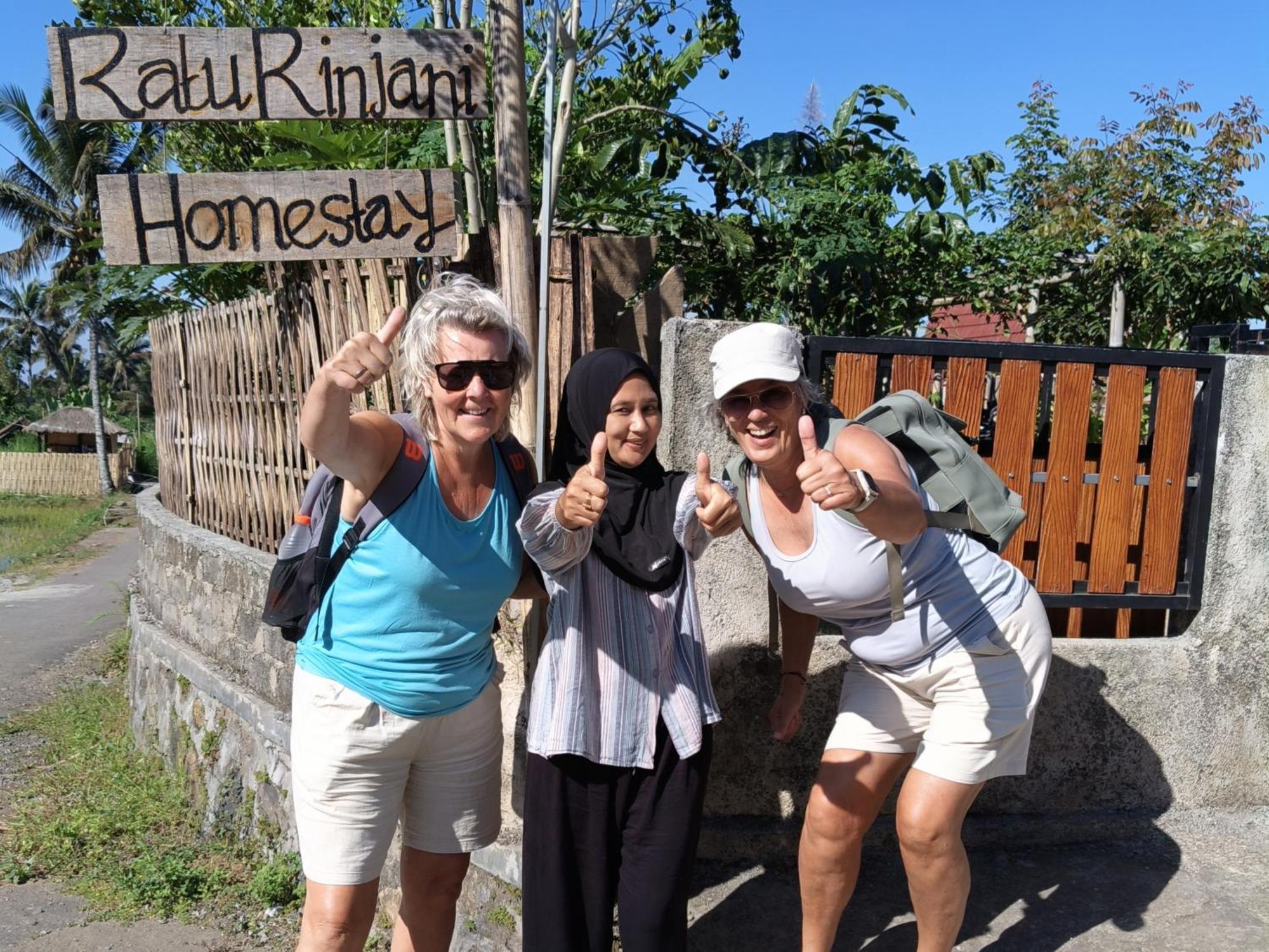 Raturinjani Homestay Selong Exterior foto